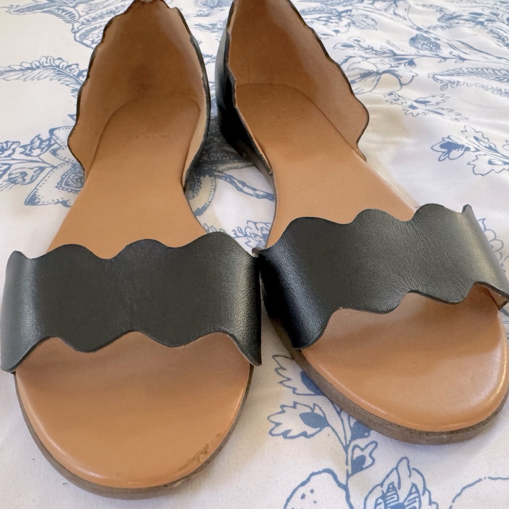J.Crew women’s Sadie Scalloped d’Orsay Sandal, black leather with back, size 10 - Picture 5 of 5